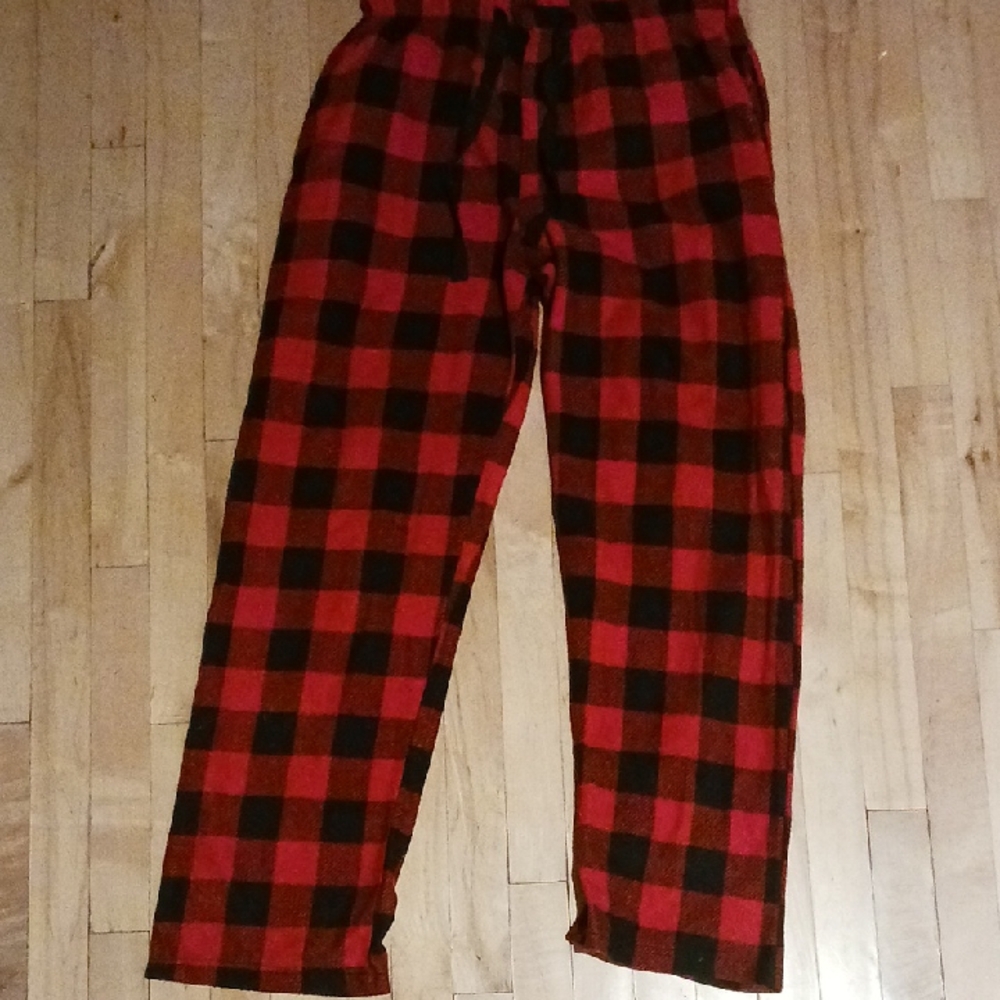 Buffalo Red And Black Microflese Pj Pants Size Mens/Womans M  (Very Soft)